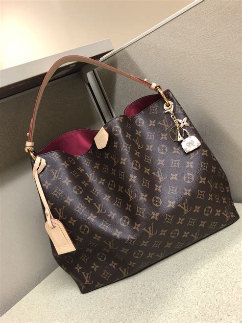 louis vuitton hampstead pm vs mm|louis vuitton graceful pm bag.